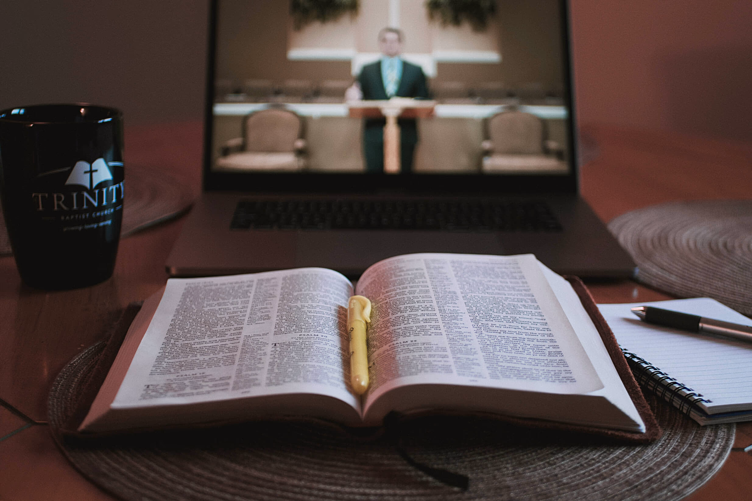 Best AI Tools for Pastors in 2025: 5 Must-Have Apps for Ministry